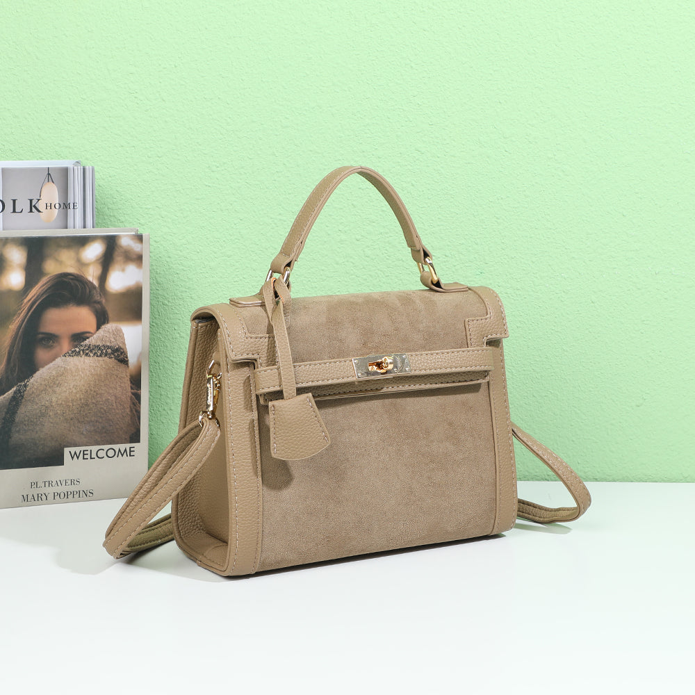 #couleur_taupe foncé