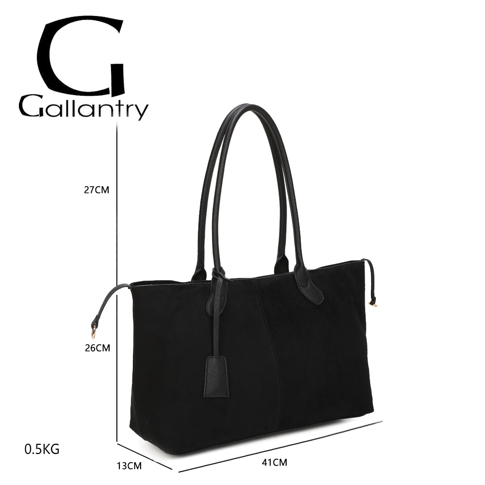 L’Insolente Élégance