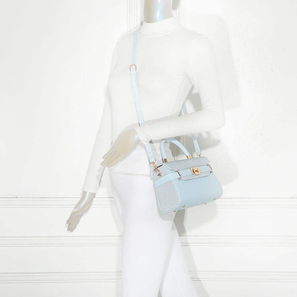 #couleur_bleu pastel