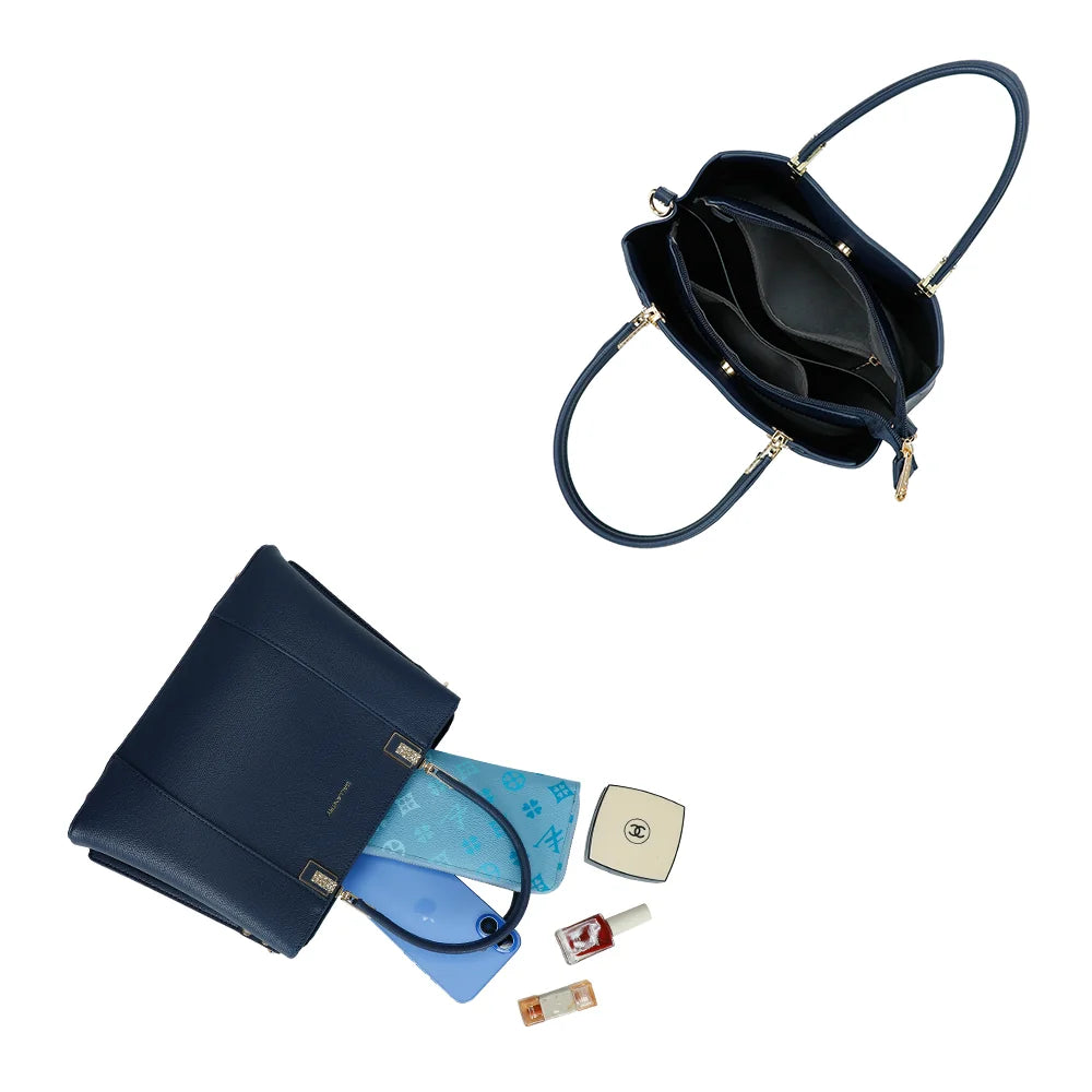 Intérieur du sac Abyss bleu foncé : plusieurs compartiments, dont un compartiment central zippé – réf. DQ-8699