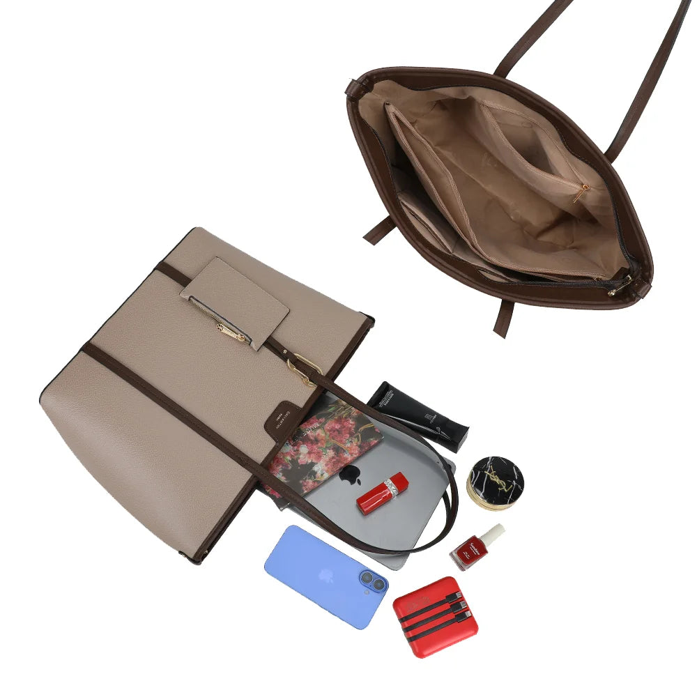 Intérieur du cabas Aveline taupe/coffee : compartiments, poche zippée et place pour un ordinateur compact – réf. M-9442-2