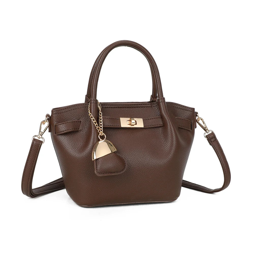 Blossom café vu de trois quarts : silhouette compacte évasée et patte façon ceinture à fermoir doré – réf. A-9149