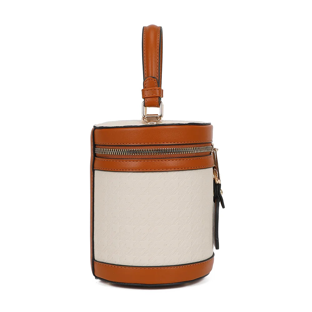 Profil de la Cylia marron/beige : forme cylindrique compacte et attaches dorées de la poignée rigide – réf. R-1958