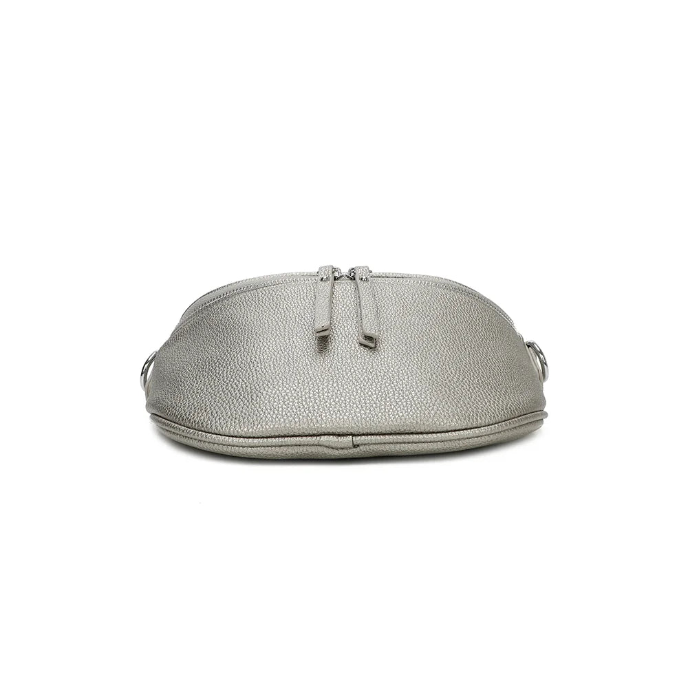 Vue du dessous de l’Essentiel argent : base arrondie en simili cuir grainé vegan – réf. Z-83051