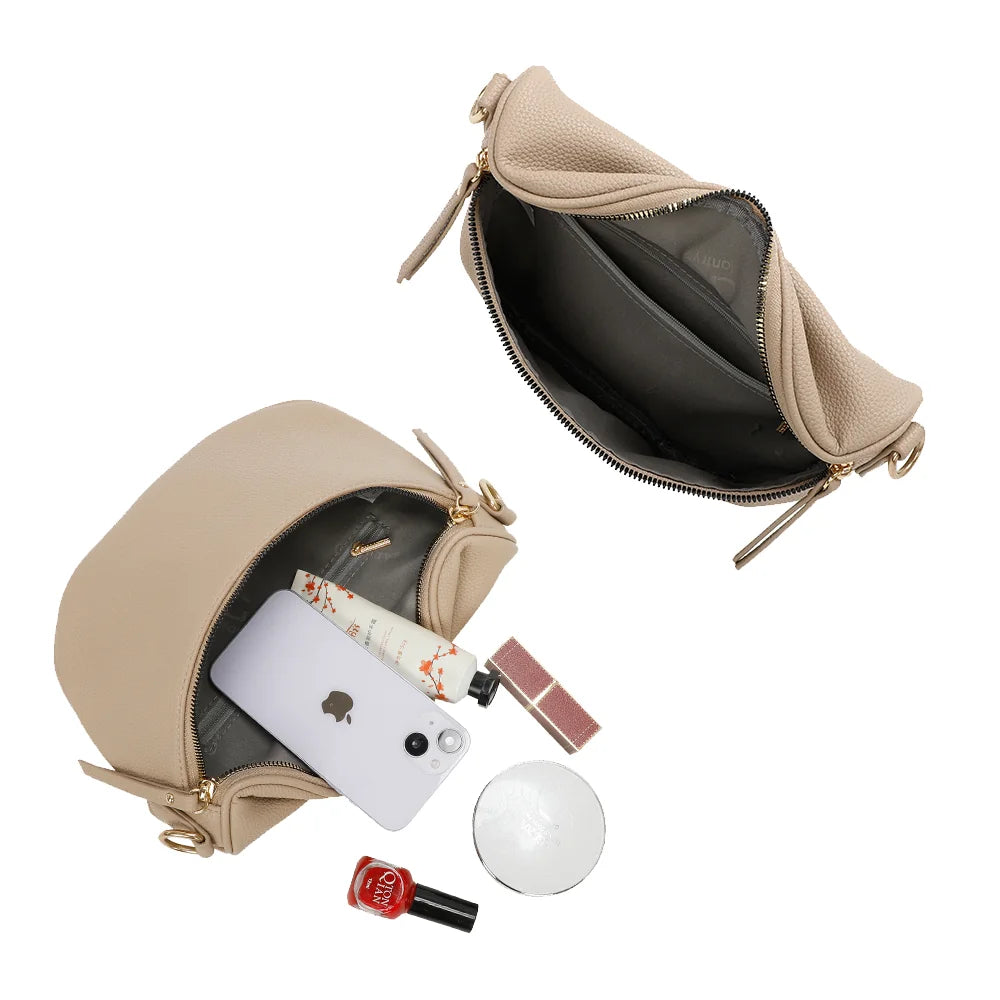 Intérieur de l’Essentiel champagne : compartiment zippé doublé qui accueille smartphone et poudrier – réf. Z-83051
