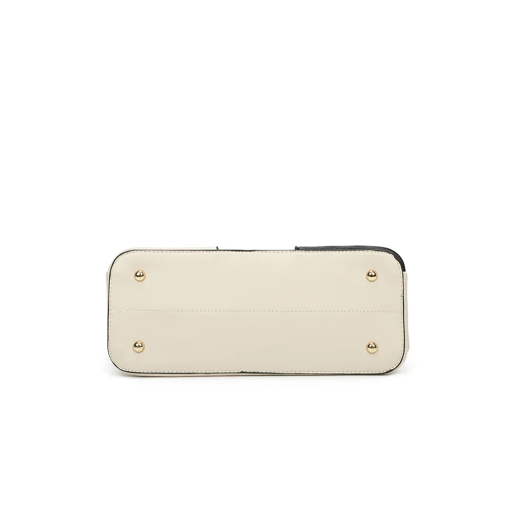 Dessous du Fiora Pop beige/noir : base à plat de 33 × 13 cm qui garde au sac sa belle tenue – réf. M-9354-3