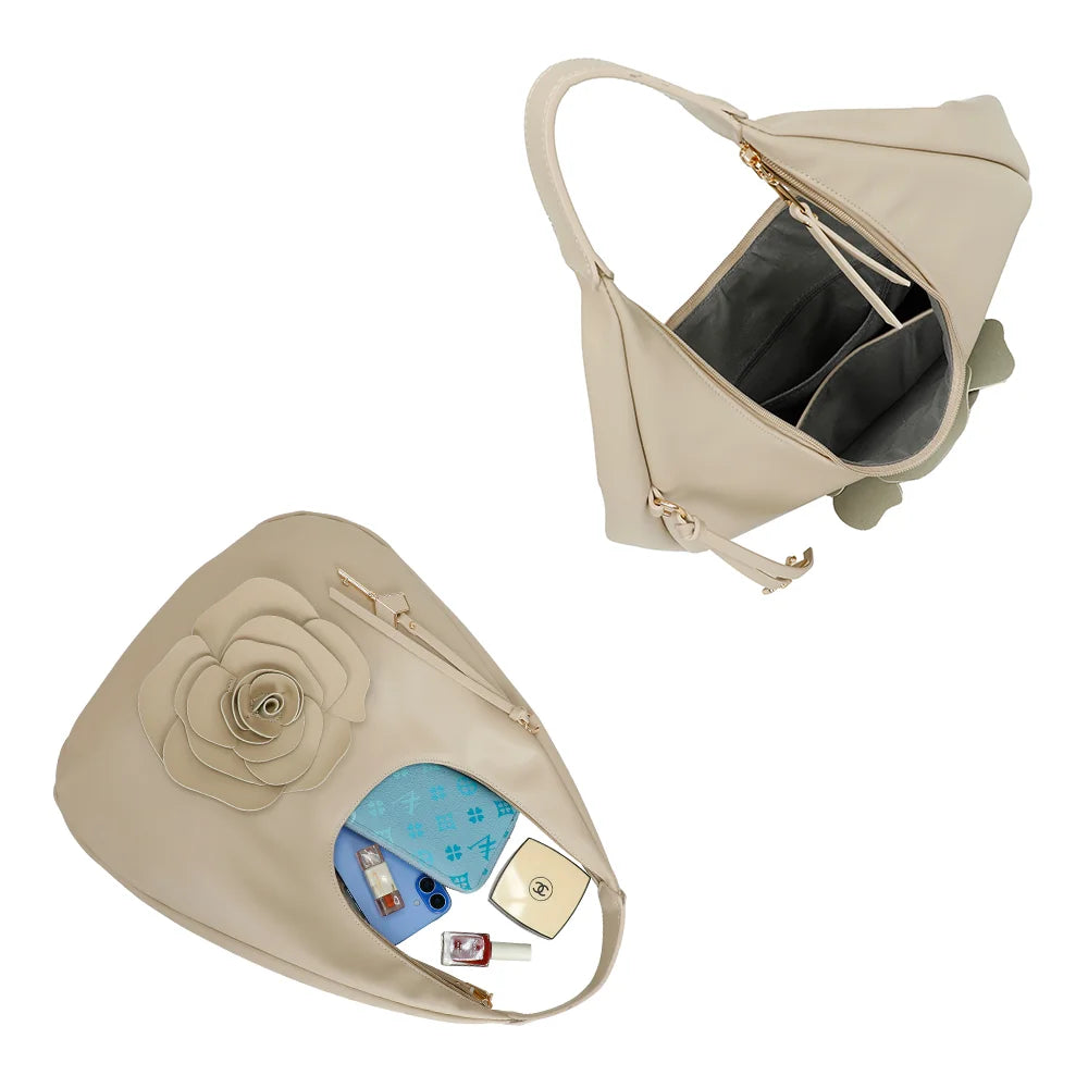 Intérieur du Fleur de Lune beige ouvert : fermeture zippée et compartiments doublés – réf. G-7494