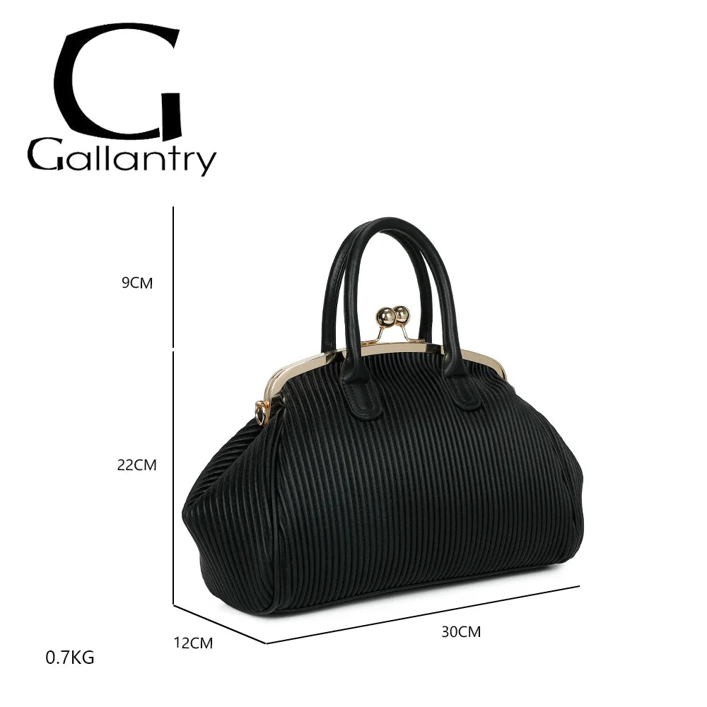 Dimensions du Gabrielle Retro noir : 30 × 12 × 22 cm, anses de 9 cm de hauteur, poids 0,7 kg – réf. R-1691-1