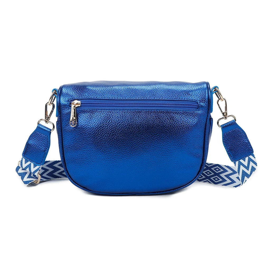 Dos du Glamour Shiny bleu electrique : surface grainée brillante qui accroche la lumière, sangle réglable fixée – réf. Z-83047-1
