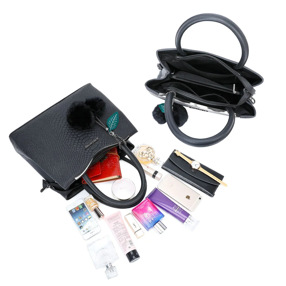 Intérieur du Hailey noir : plusieurs compartiments dont un central zippé, pour vos essentiels – réf. G-7329-1