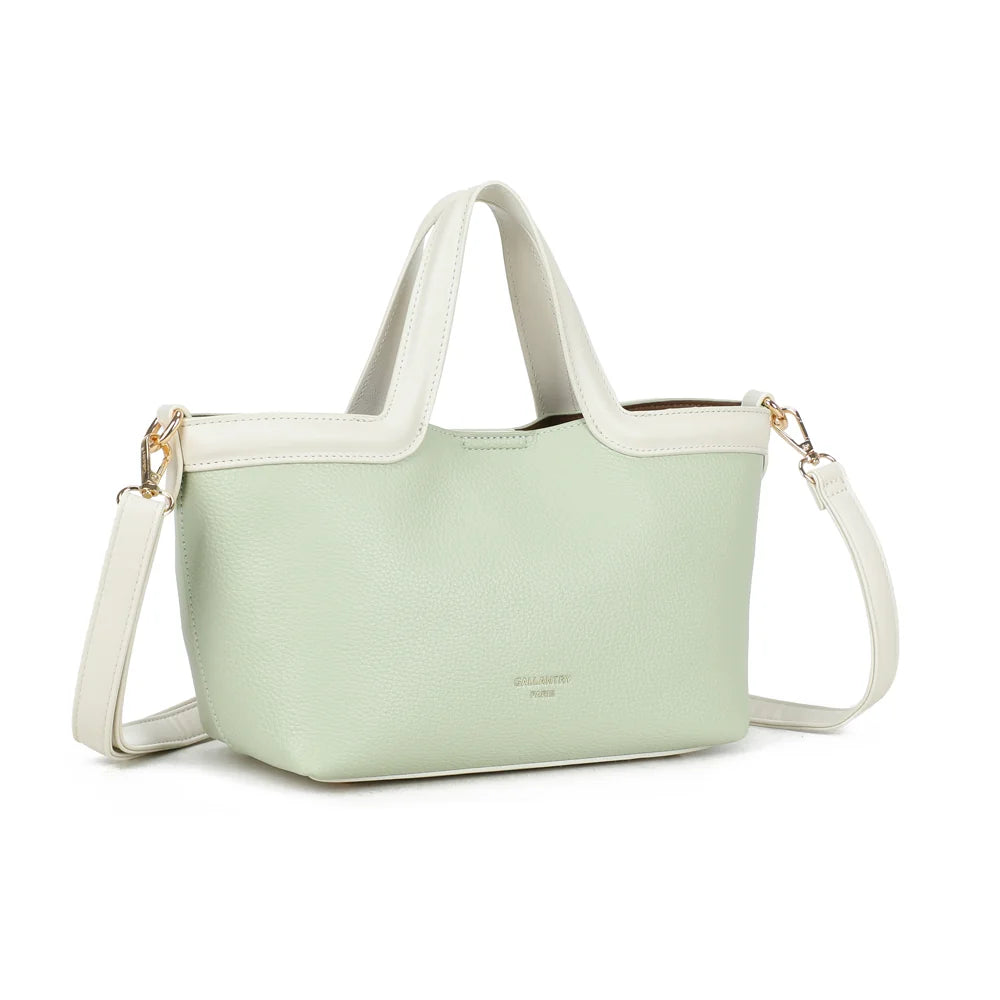 Horizon Duo vert clair vu de trois quarts : silhouette trapèze et bordure contrastante en haut du sac – réf. R-2038