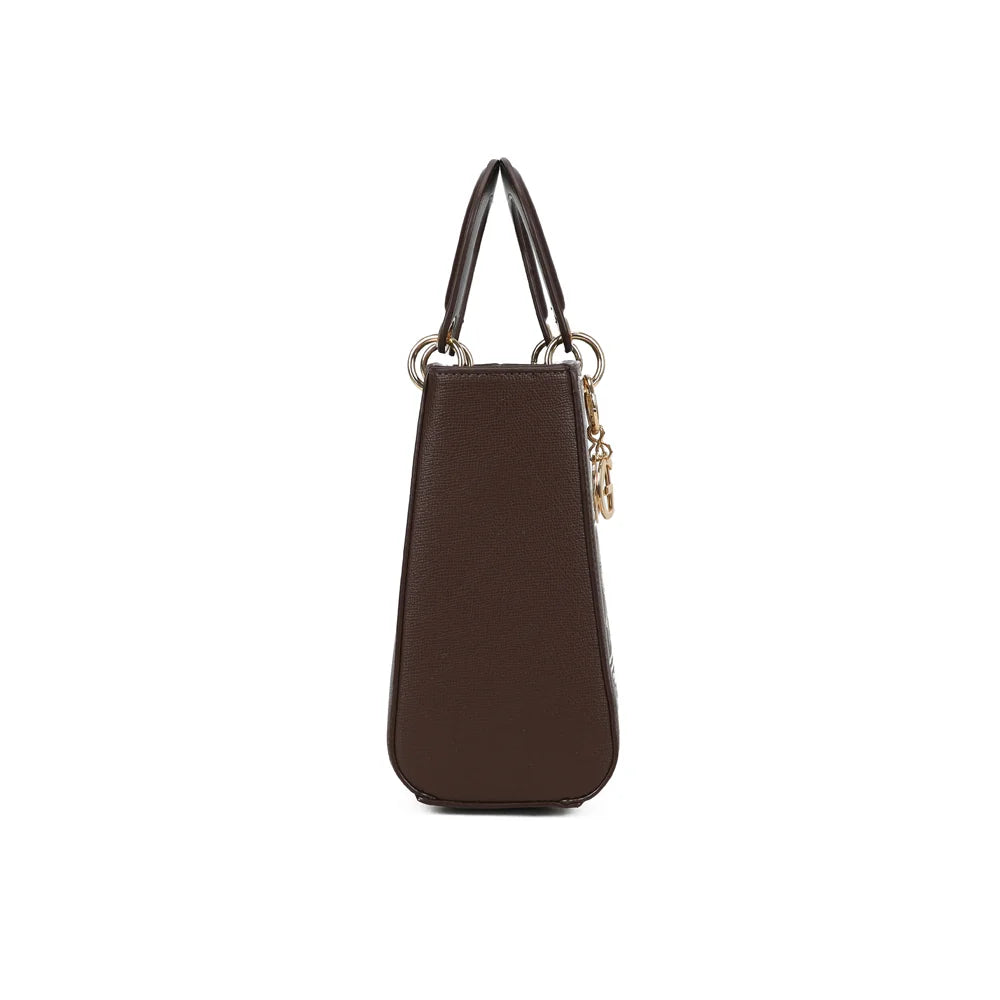 Profil du sac Isalda café : côté uni ton sur ton et 12 cm de profondeur – réf. DQ-9443-8