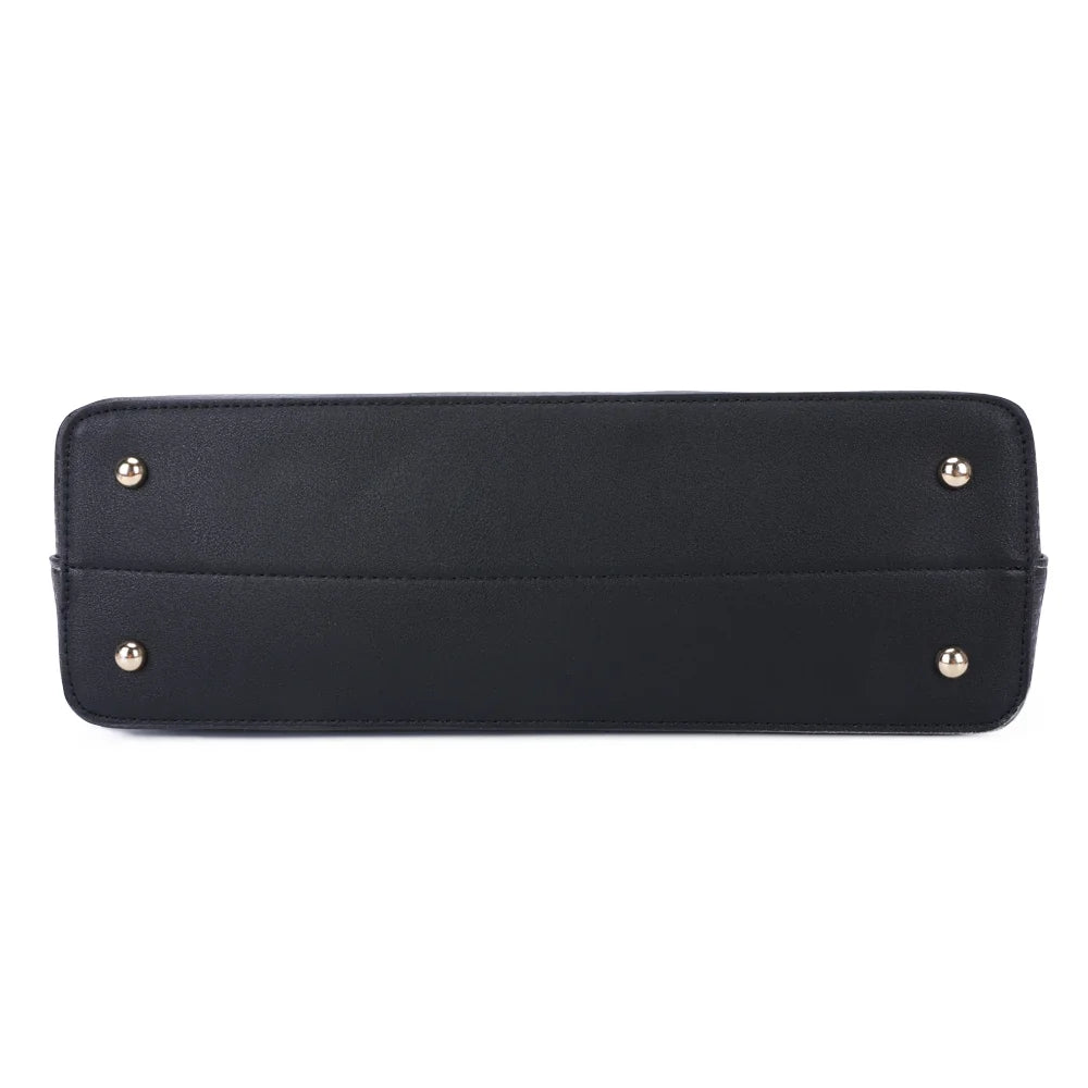 Dessous du Jolie taupe/noir : base noire assortie aux bandes en relief du modèle – réf. M-7422