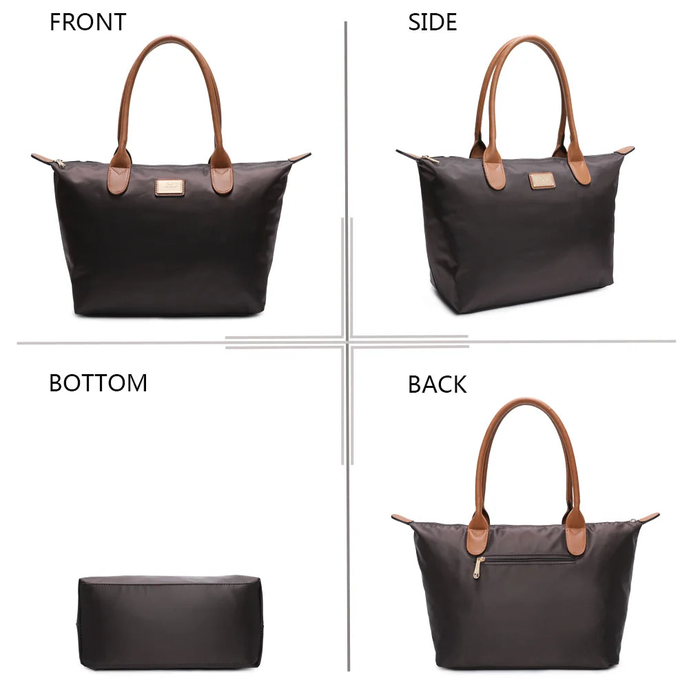 La Balade Medium café sous quatre angles : face, profil, dessous et dos du sac en nylon – réf. Z-03