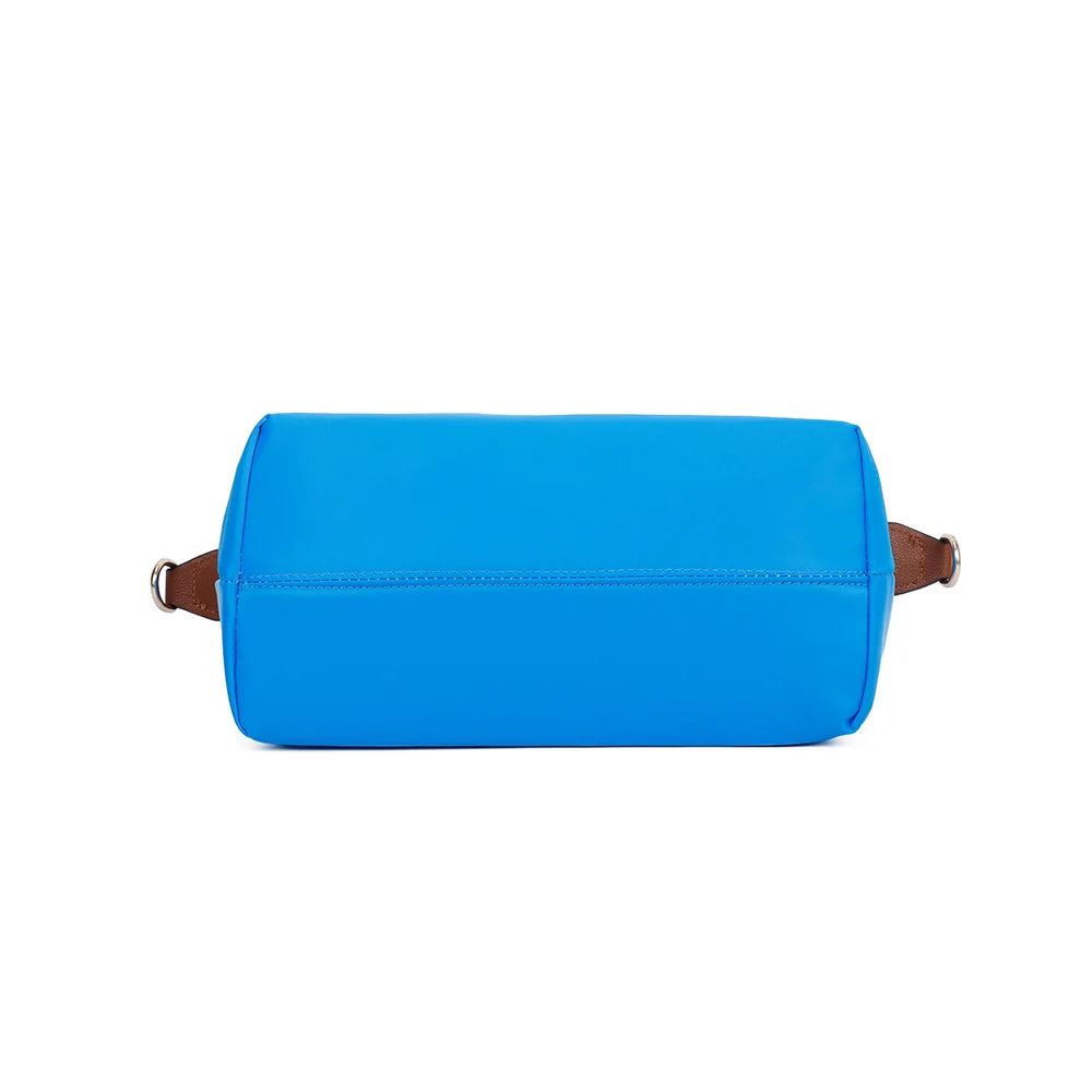 Dessous de La Balade bleu electrique en nylon léger, format compact de 29 × 13 cm – réf. Z-01