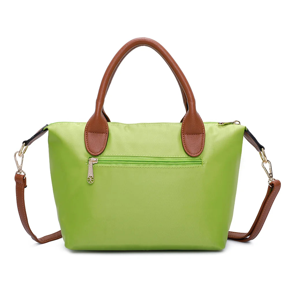 Dos de La Balade vert pomme : nylon lisse et poignées en simili cuir camel – réf. Z-01