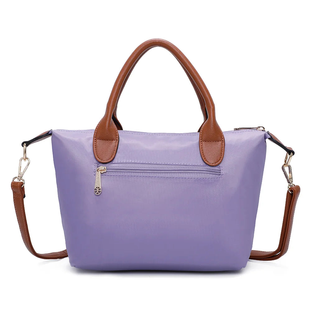 Dos de La Balade violet claire : nylon lisse et poignées en simili cuir camel – réf. Z-01
