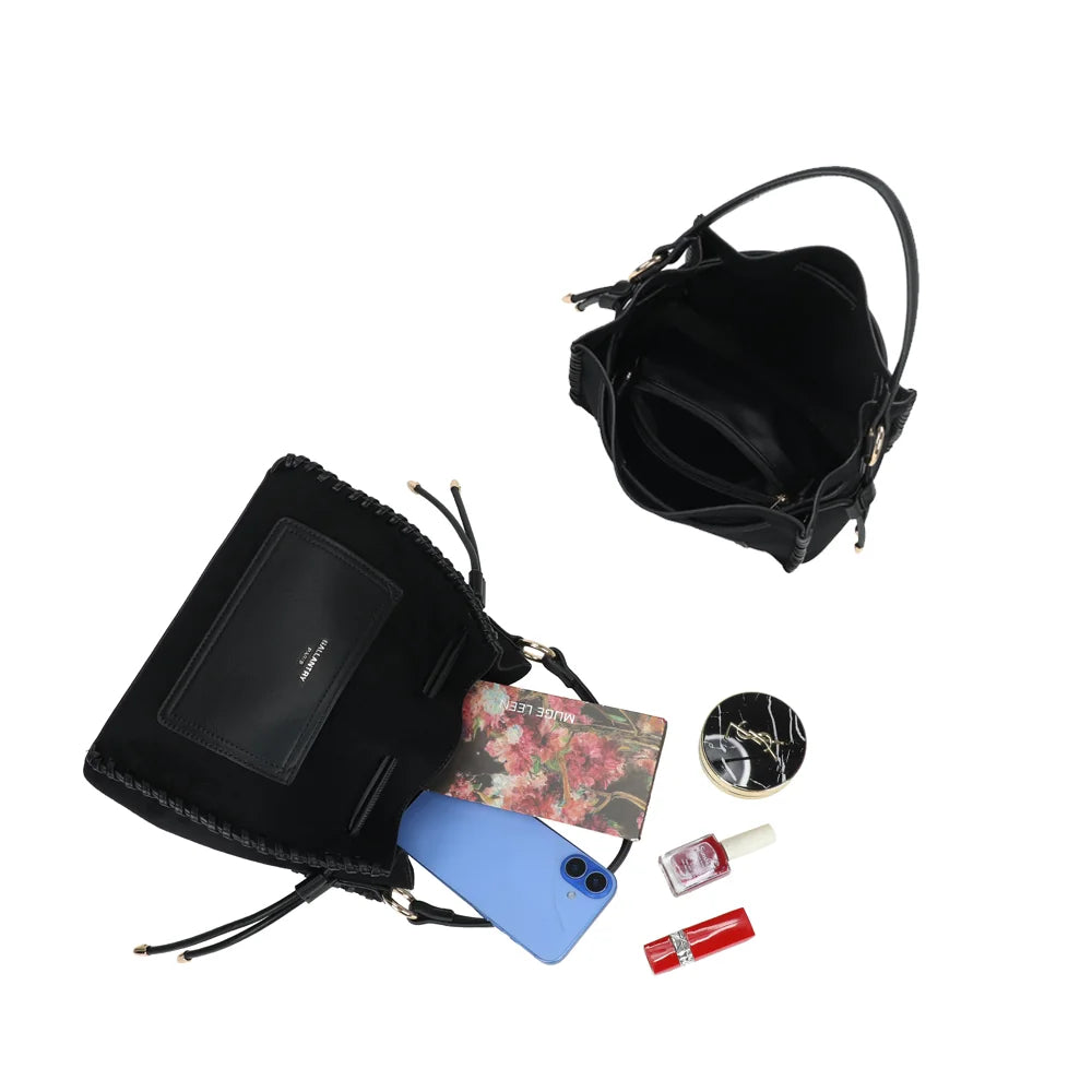 Intérieur du sac La Belmira noir : plusieurs espaces de rangement, dont une poche zippée – réf. R-2073