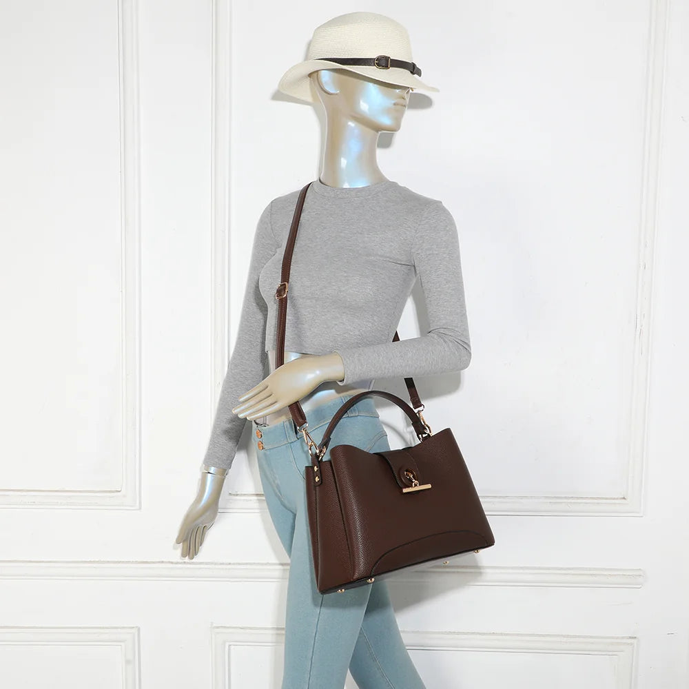 Sac à main femme La Célénie café porté, à la main ou en bandoulière amovible – réf. DQ-8744