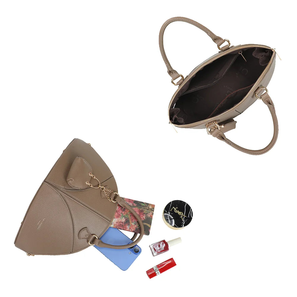 Intérieur de La Éminence taupe foncé : compartiment spacieux doublé, pour téléphone, carnet et maquillage – réf. DQ-8738