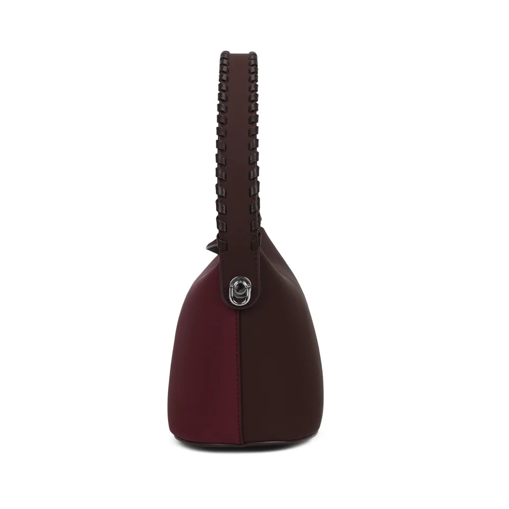 Profil de La Lison bordeaux/coffee : 12,5 cm de profondeur et rivet argenté qui fixe l’anse tressée – réf. LS-76010