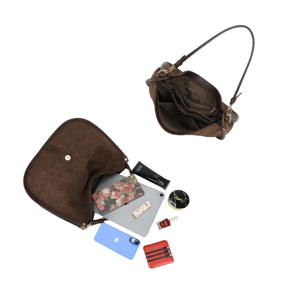 Intérieur compartimenté de La Méorine café pour ranger tablette, smartphone et essentiels – réf. JC-53001