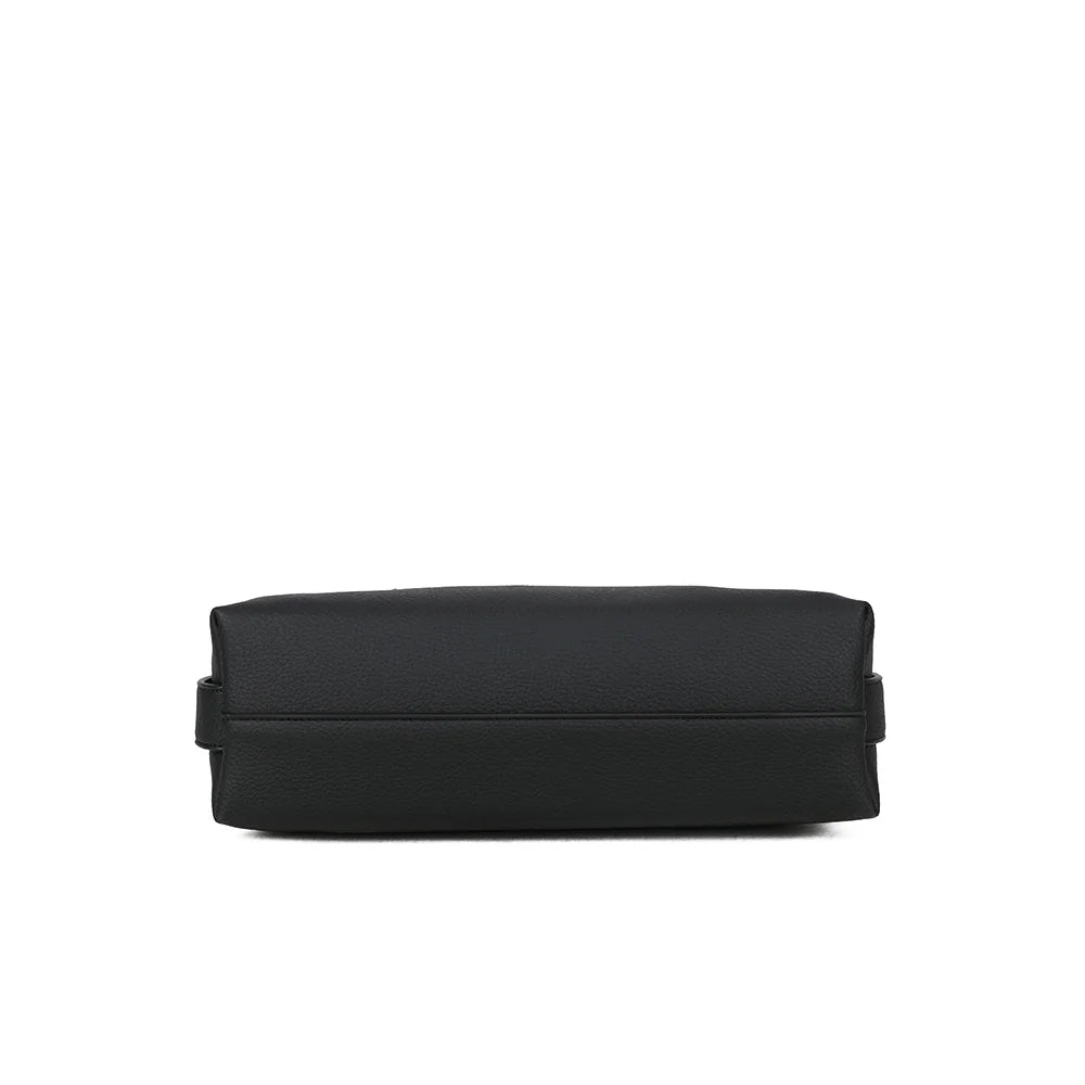 Dessous de La Nérélie noir : base rectangulaire qui donne au sac une belle capacité – réf. R-2053