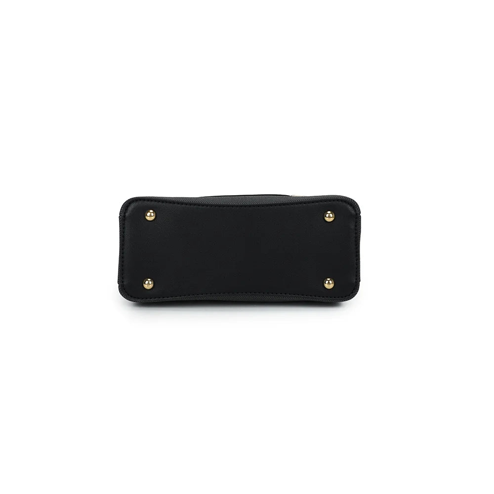 Dessous de La Roxélane noir : base renforcée munie de pieds métalliques protecteurs – réf. DQ-8655-6