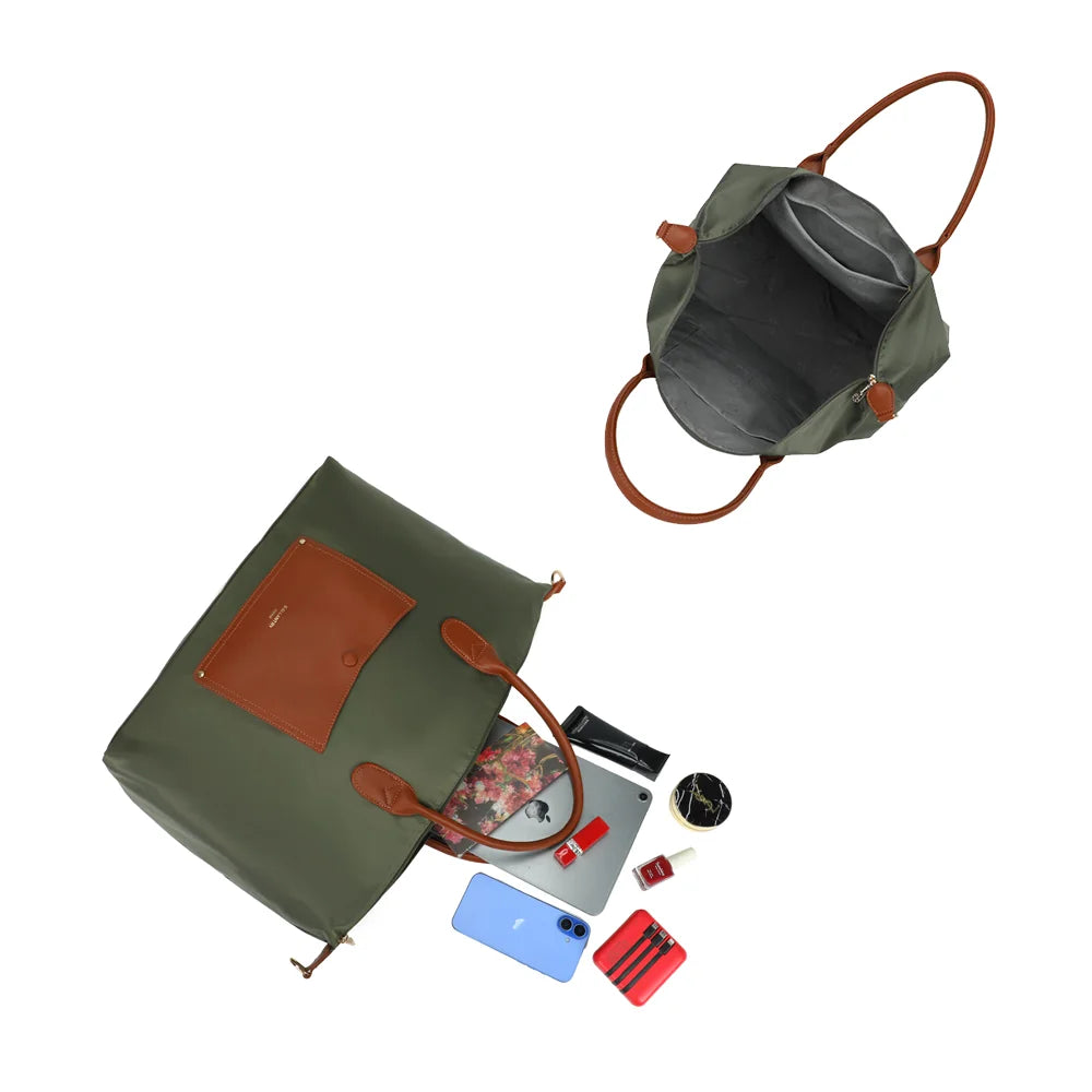 Intérieur de La Vadrouille Chic vert foncé : grand compartiment zippé avec poche plaquée – réf. Z-04-1
