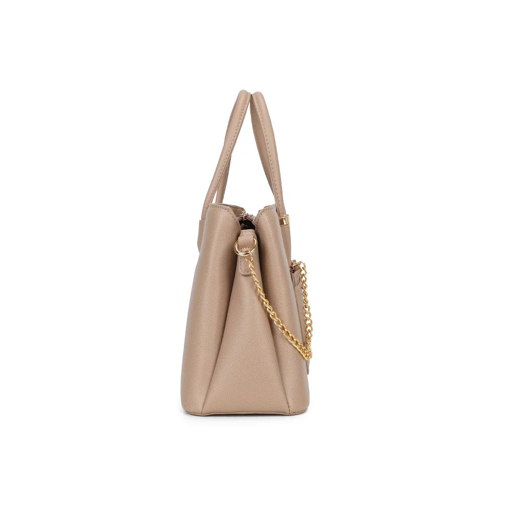 Profil de La Valdine taupe : soufflet latéral et attache dorée de la bandoulière amovible – réf. M-9464