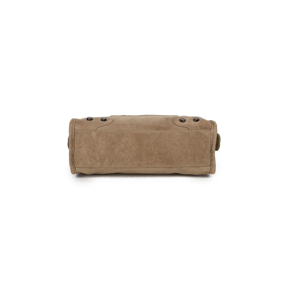 Dessous de La Zélie taupe foncé : un format compact de 28 × 10 cm à la base – réf. KJ-62088-2