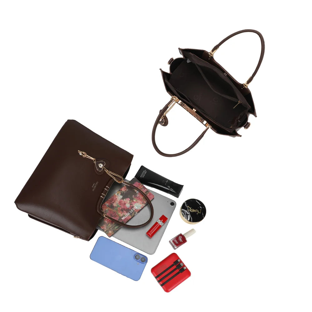 Intérieur du Ambrélia coffee : assez de place pour une tablette, un téléphone et la trousse beauté – réf. DQ-8742