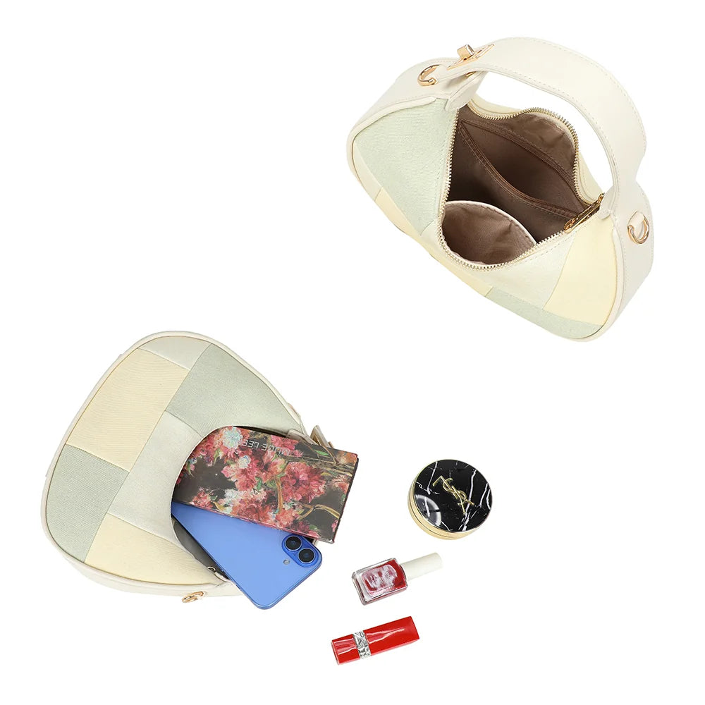 Intérieur du Denim Chic beige : compartiment zippé doublé qui accueille téléphone et maquillage – réf. A-9169