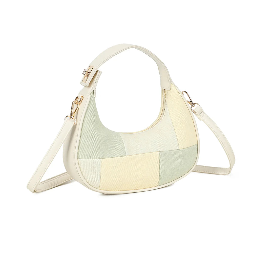 Le Denim Chic beige de trois quarts : anse courte, fermoir tournant doré et bandoulière amovible – réf. A-9169