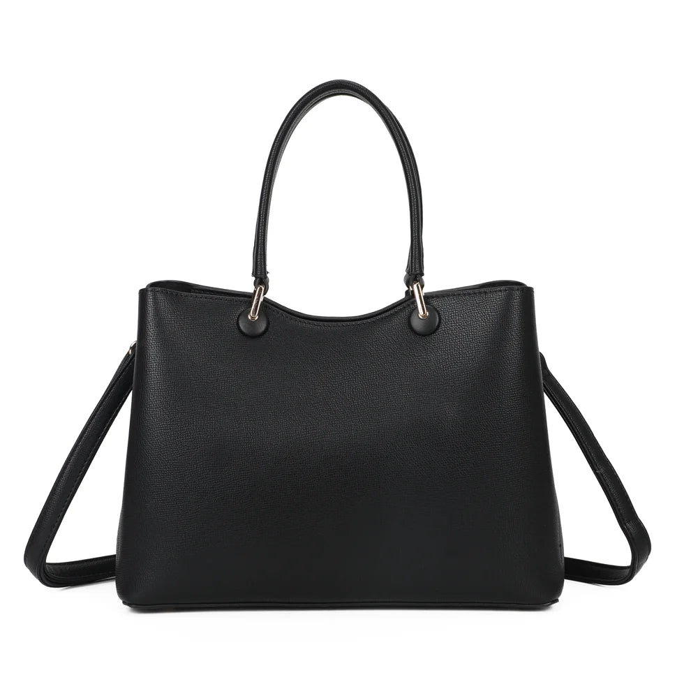 Dos du sac Le Lazare noir, une surface synthétique finement texturée aux lignes épurées – réf. G-7510