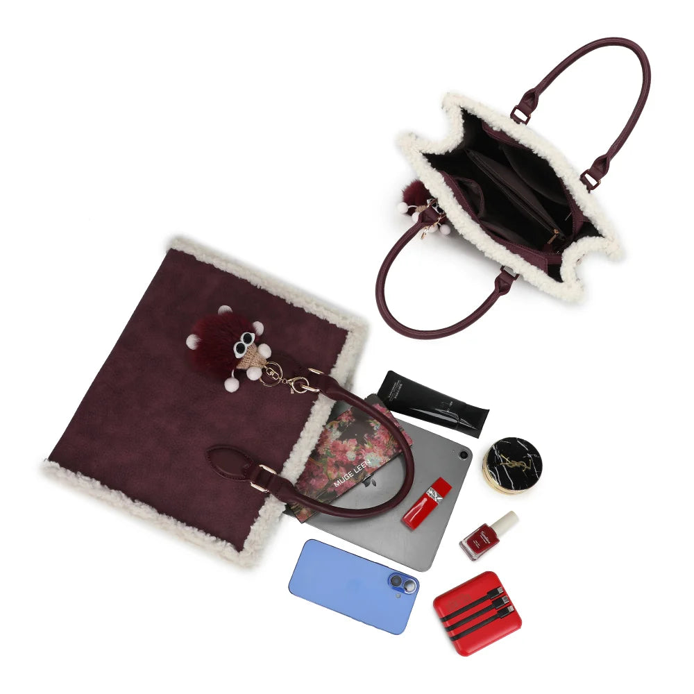 Intérieur compartimenté du Le Oural bordeaux, avec poche zippée pour tablette et essentiels – réf. A-9183