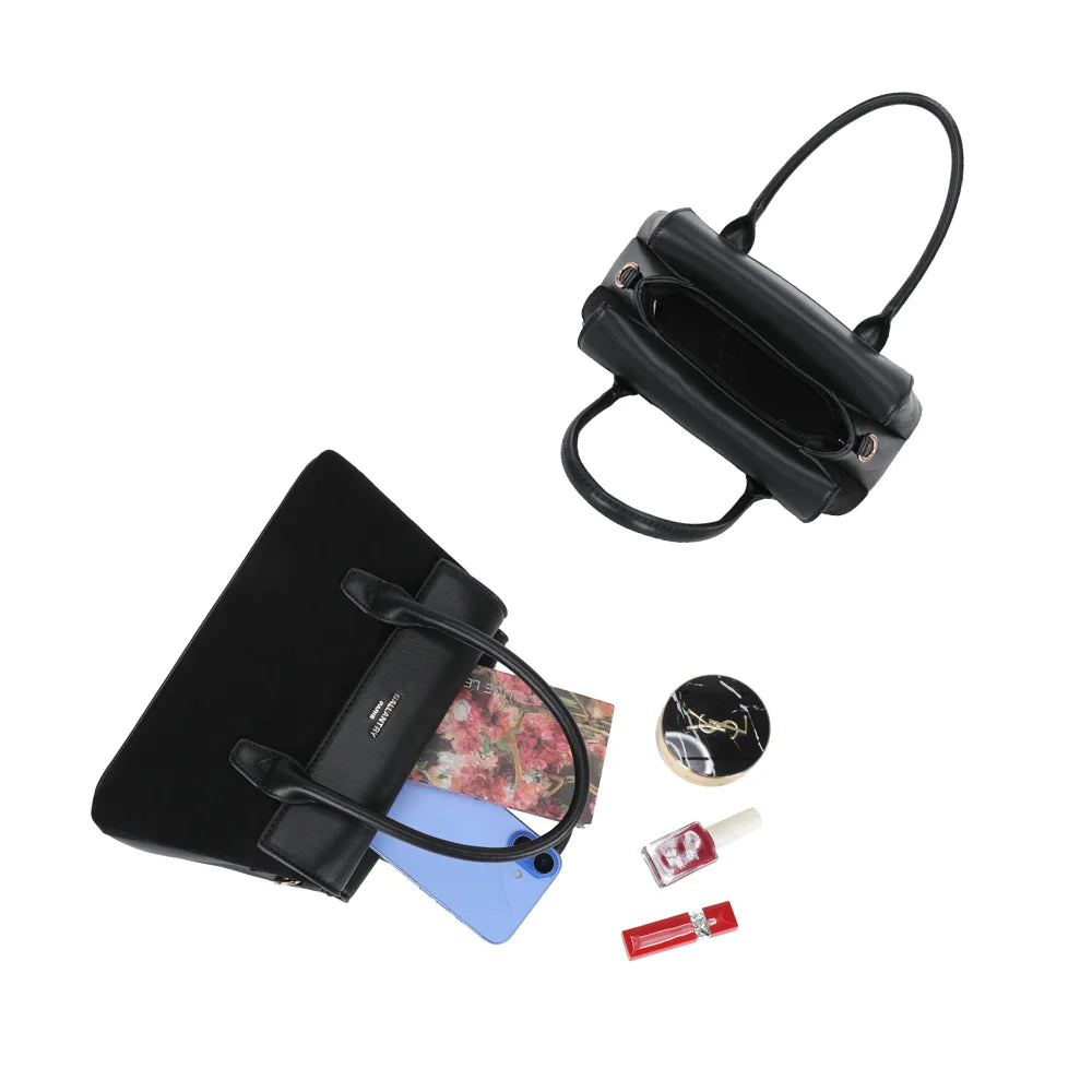 Le Ségur noir ouvert : smartphone, petit carnet et essentiels beauté trouvent leur place – réf. A-9189