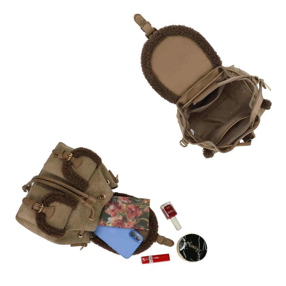 Intérieur du Le Sherpa taupe foncé : compartiment principal et poche zippée pour téléphone et petits essentiels – réf. A-9174