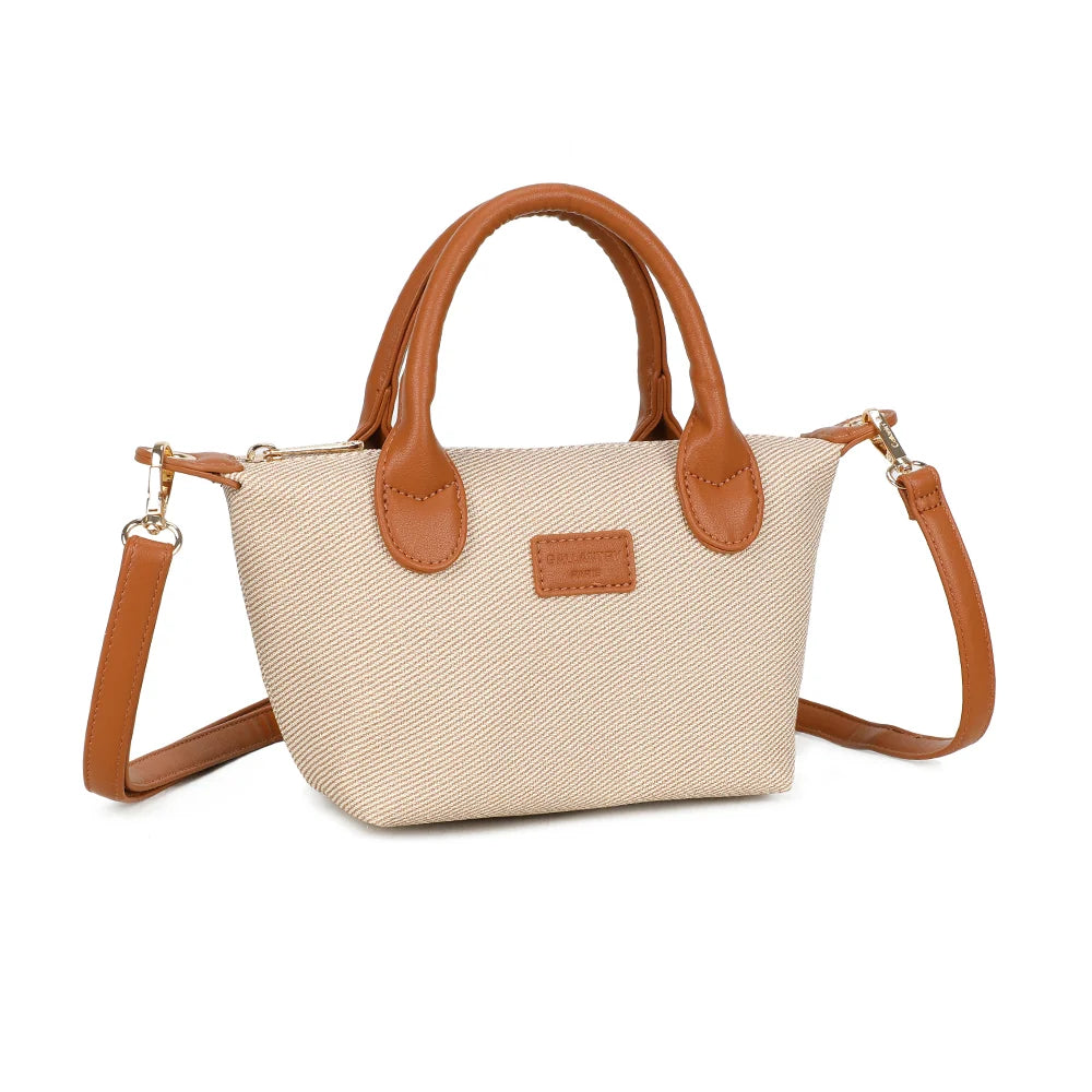 Le Soléa taupe/marron de trois quarts : silhouette trapèze et patte latérale à œillet doré – réf. Z-05-5