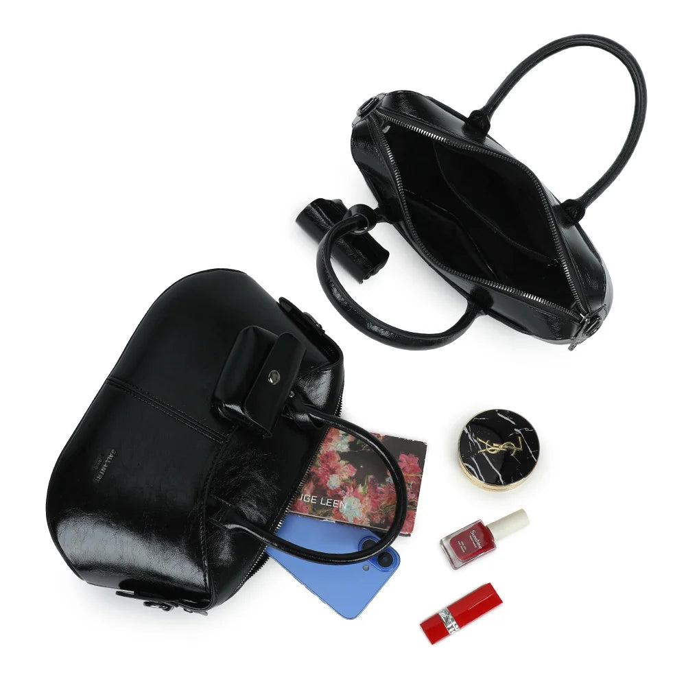 Intérieur doublé du Le Vellino noir, ouverture zippée et poches pour ranger les petits essentiels – réf. LS-76001