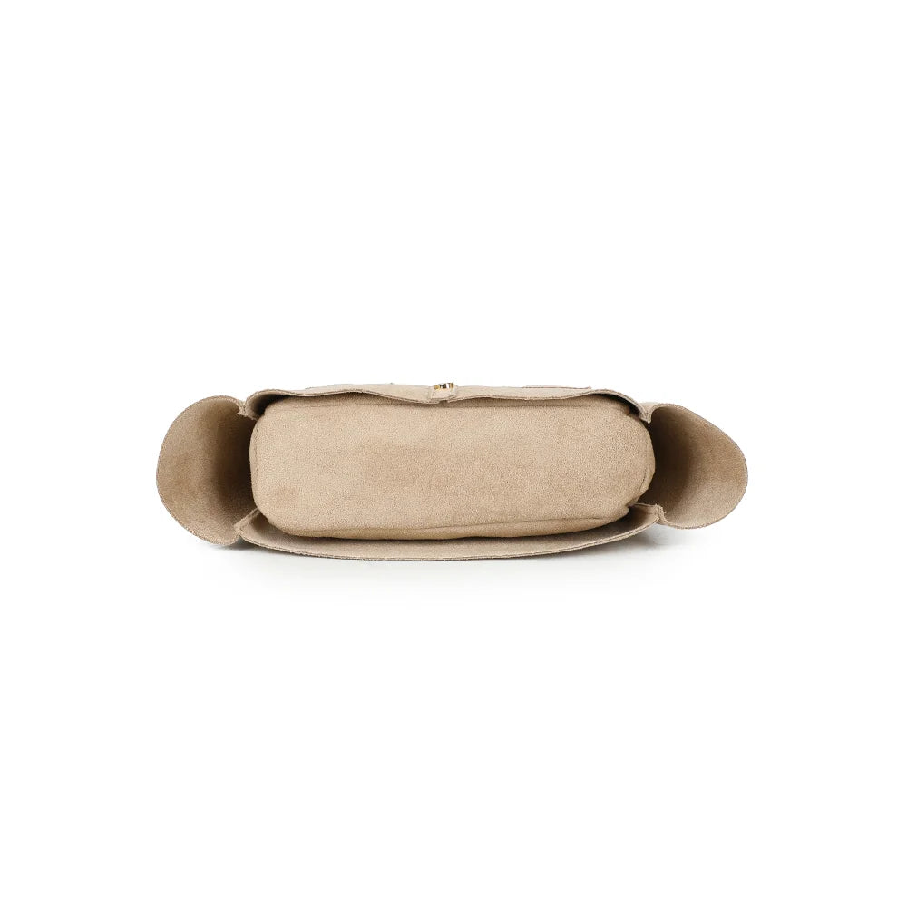 Dessous du sac Lily taupe : base de 20 × 7 cm en synthétique effet suédine ton sur ton – réf. R-2034