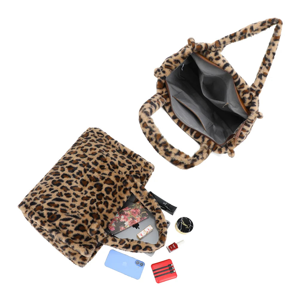 Intérieur du Mélya d.leopard : fermeture zippée et poche intérieure zippée à tirette dorée – réf. DG-5802