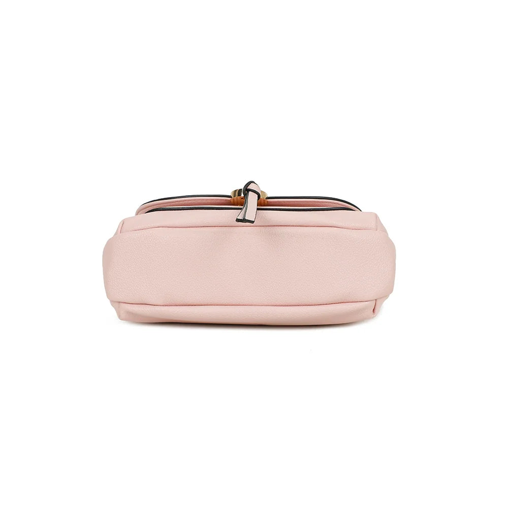Dessous du sac Mira rose : base souple en simili cuir grainé, finitions soignées – réf. Z-83082