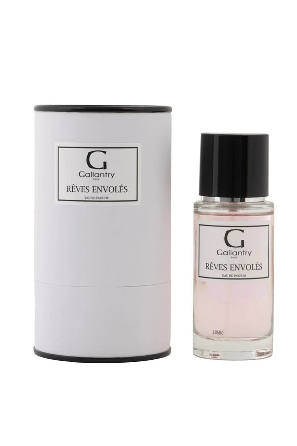 Flacon de l'eau de parfum Rêves Envolés de Gallantry Paris posé à côté de sa boîte