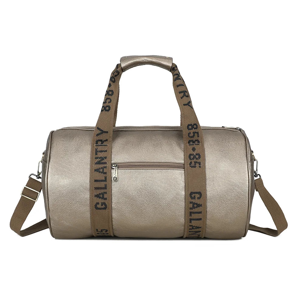 Dos du Polochon or : sangles siglées qui font le tour du sac et fermeture zippée sur le dessus – réf. Z-83049