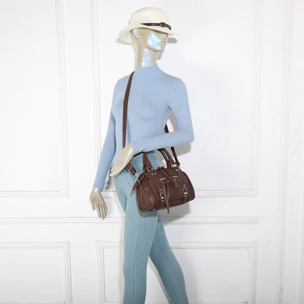 Sac à main femme Skyla Mat café porté, format compact à la main ou en bandoulière – réf. R-1979-1