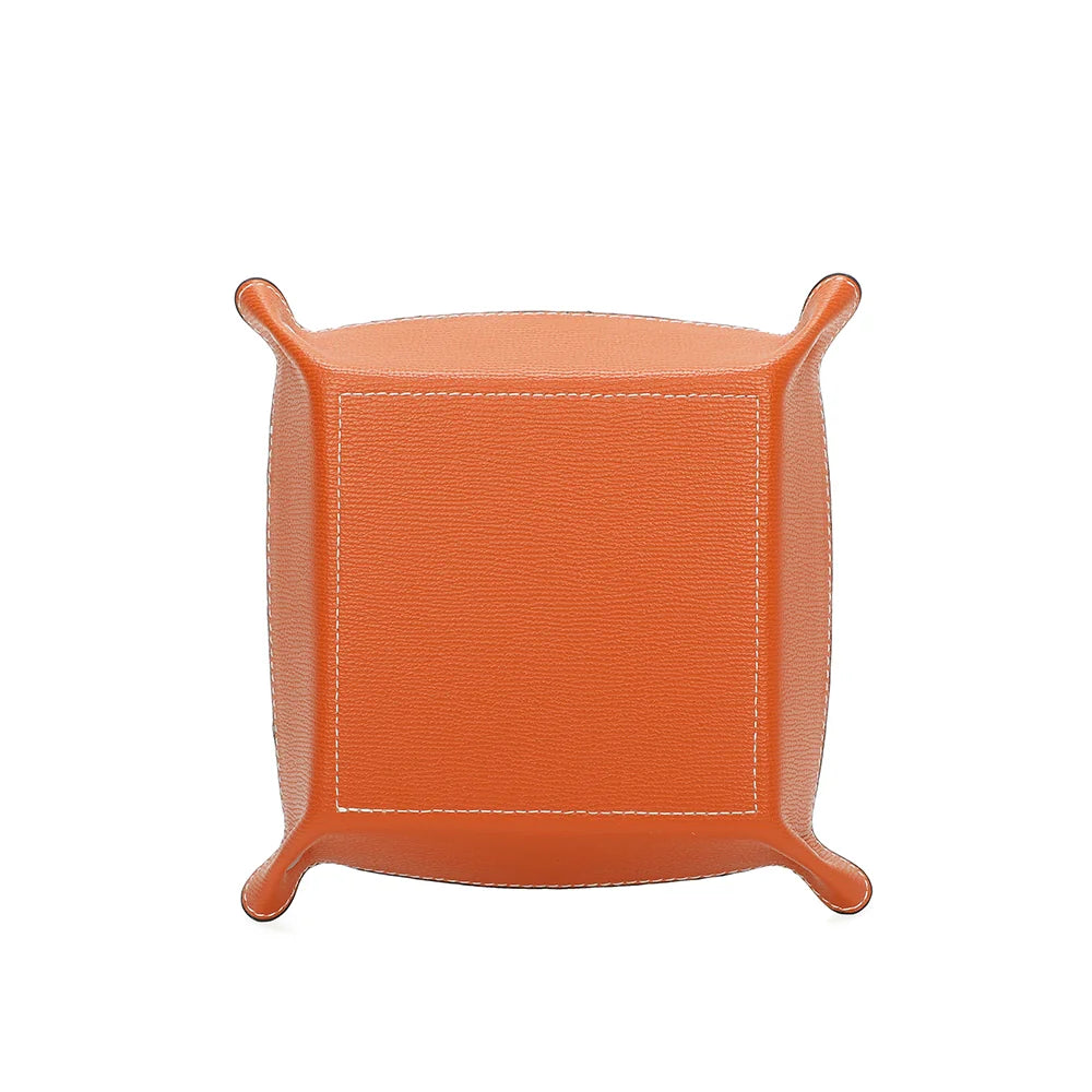 Vide-poche Vegan orange vu de dos, extérieur coloré bordé d’un liseré noir – réf. R-1703