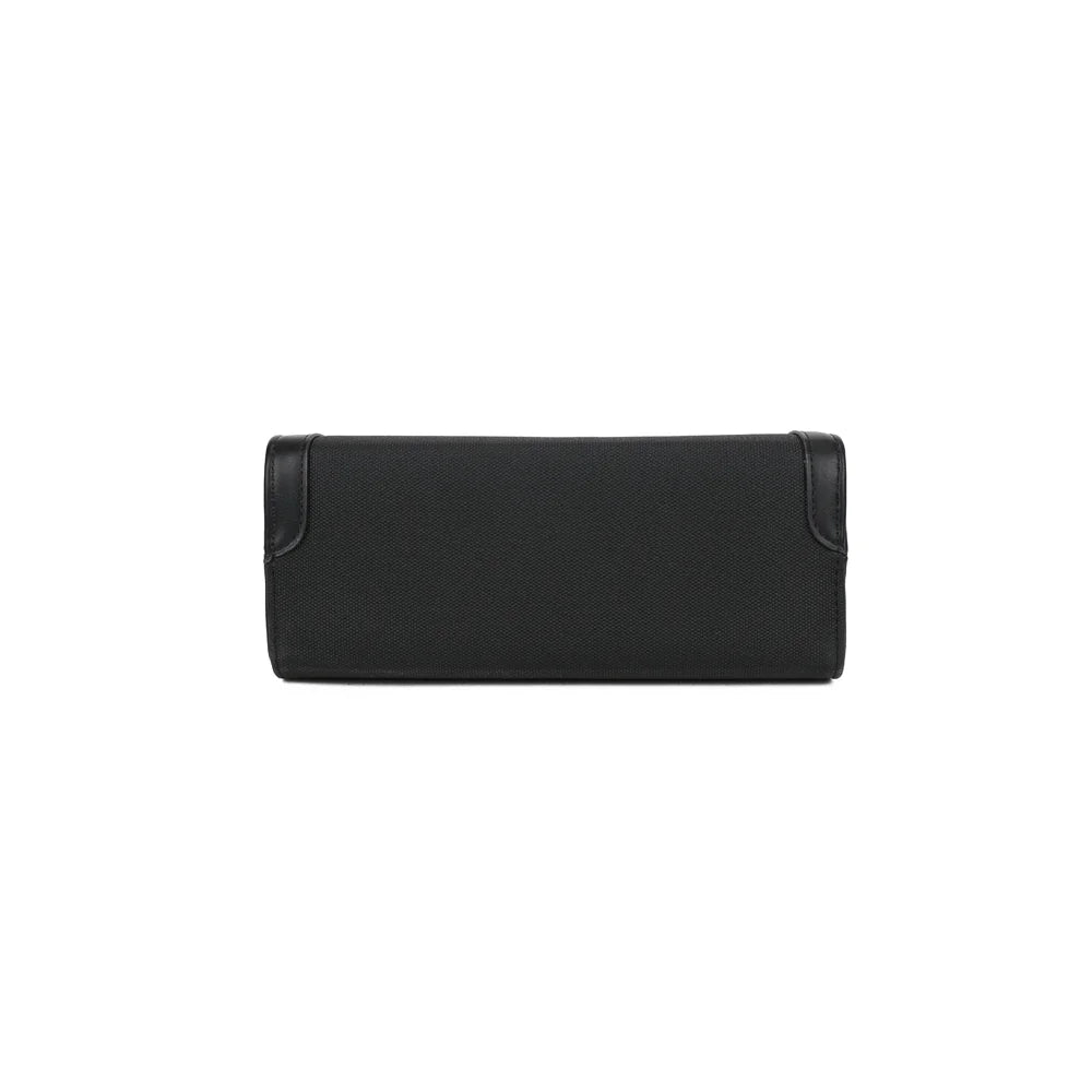Dessous du sac Vionna noir, base plate qui garde la forme structurée – réf. HY-5454