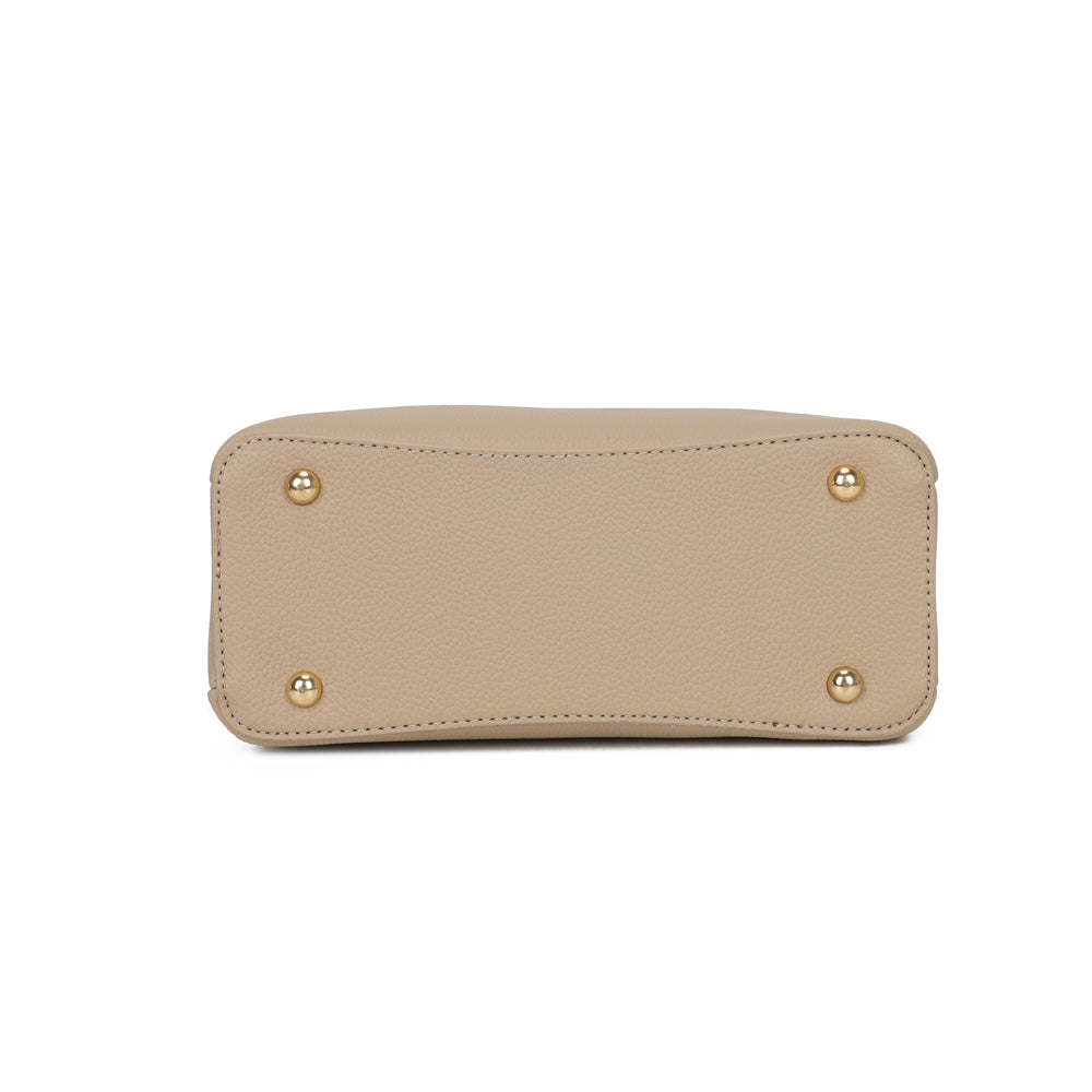 Dessous de La Rosella taupe, base plate et structurée en simili cuir grainé – réf. DQ-8733