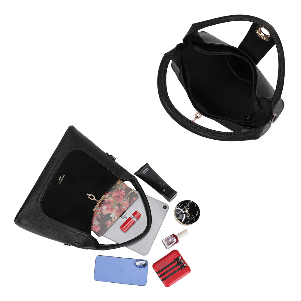 Intérieur zippé et doublé de La Mélisande noir, avec poches de rangement pour les essentiels – réf. KJ-62089-2